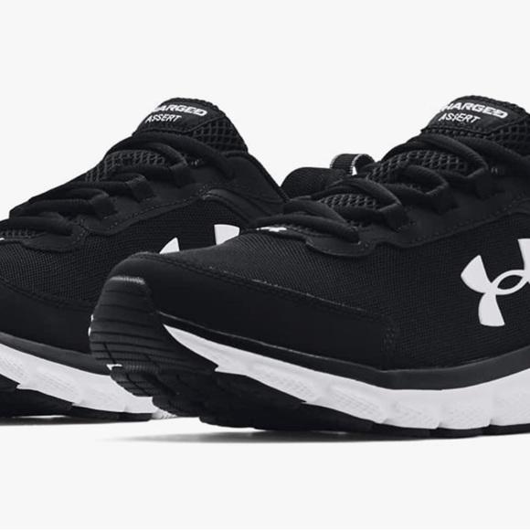 Under Armour Running Shoes - Picture 4 of 4